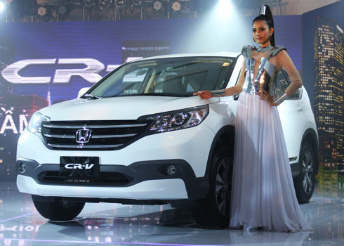 Cần bán Honda CR V năm 2014, màu trắng, 970 triệu