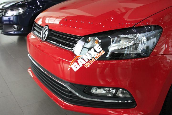 Volkswagen Polo 1.6L 6AT  màu đỏ, nhập khẩu chính hãng, hỗ trợ trả góp, giao xe ngay