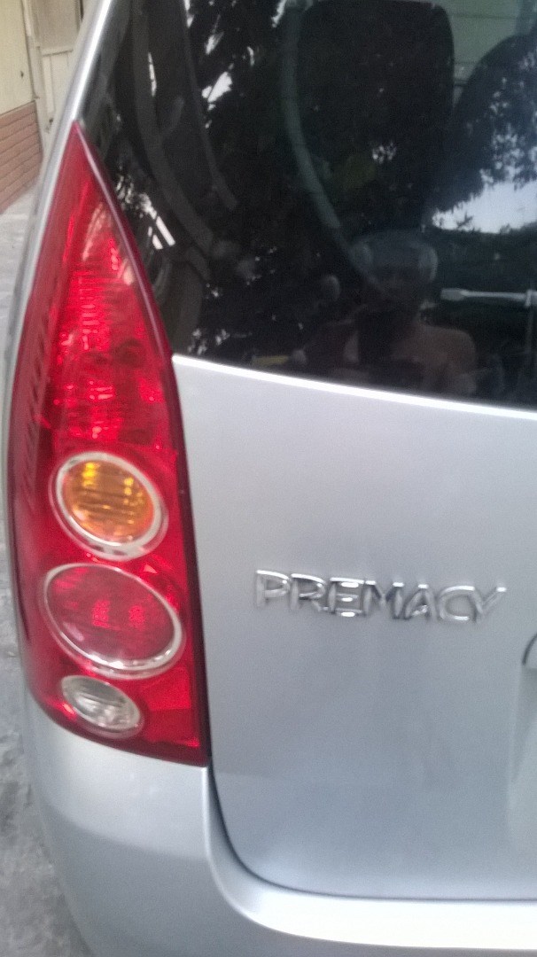 Bán xe còn đẹp Mazda Premacy, đời 2005 AT, xe còn nguyên bản