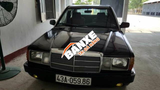Bán xe Mercedes sản xuất 1997, màu đen, nhập khẩu chính hãng, giá tốt