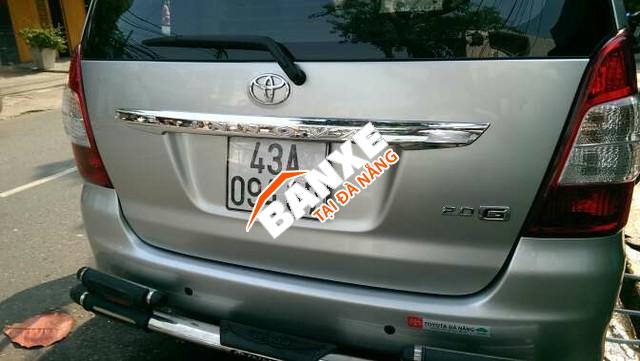 Cần bán xe Toyota Innova 2.0G đời 2013, màu bạc số tự động