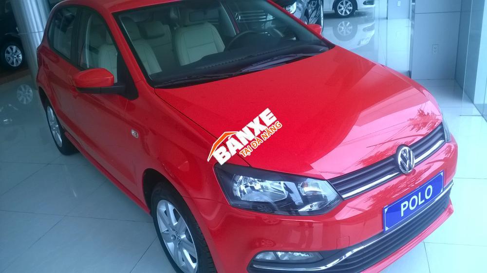 Bán xe Volkswagen Polo 6AT sản xuất 2015, màu đỏ, nhập khẩu, giá tốt
